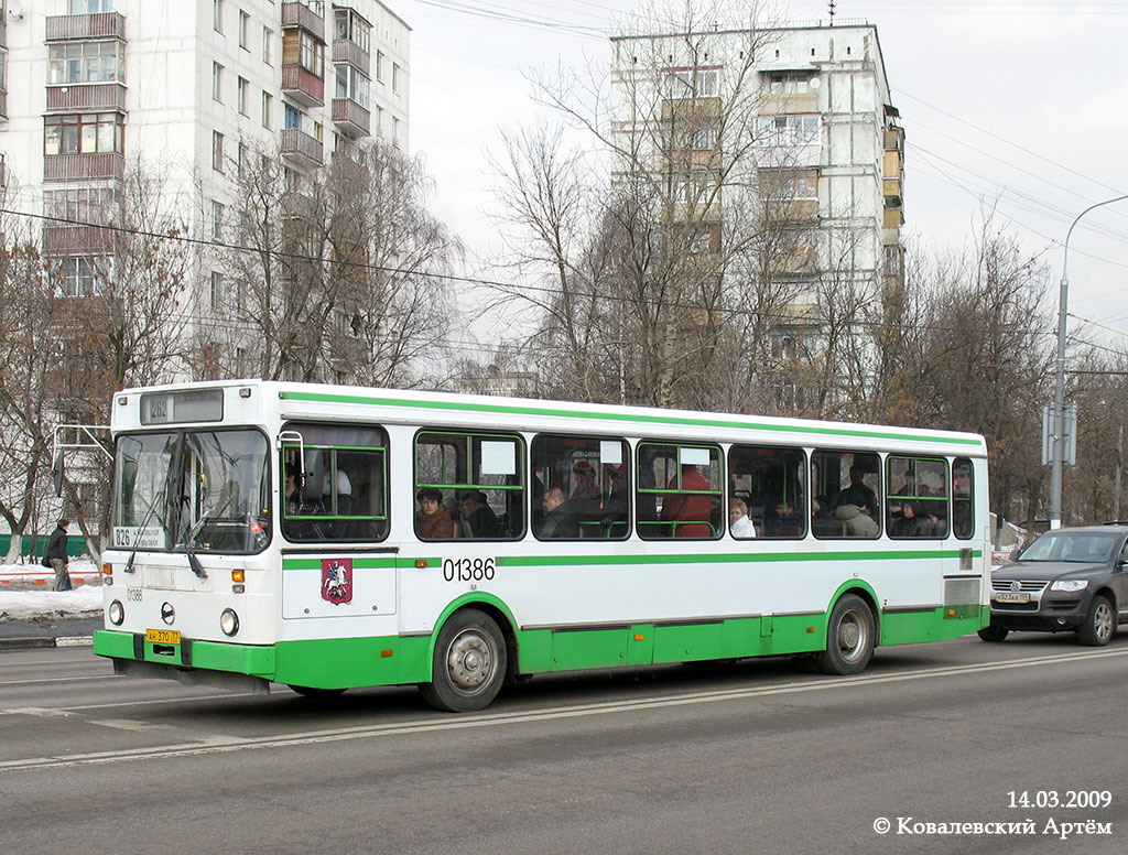 Москва, ЛиАЗ-5256.25 № 01386