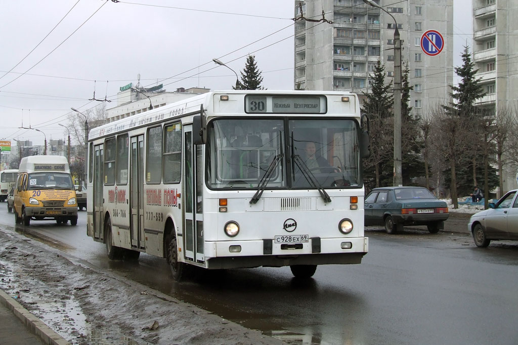 Цвярская вобласць, ЛиАЗ-5256.30 № 12