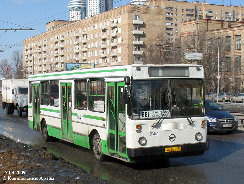 Москва, ЛиАЗ-5256.25 № 01451