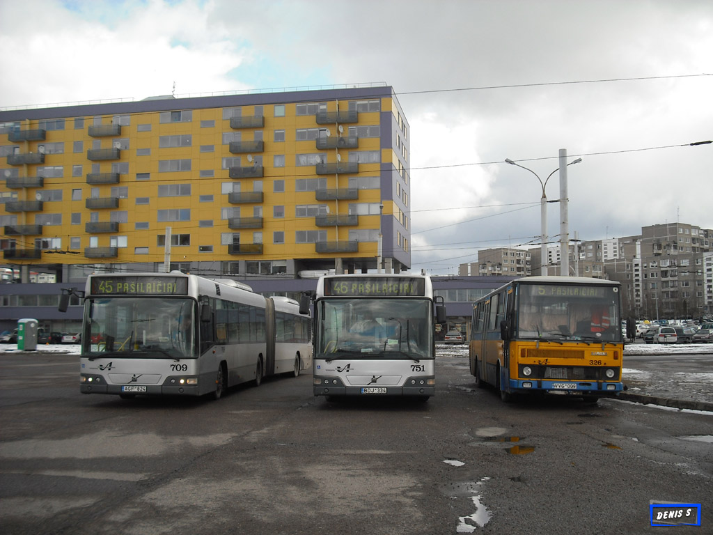 Литва, Volvo 7700A № 709; Литва, Volvo 7700 № 751; Литва, Karosa B832.1662 № 326; Литва — Конечные пункты, автобусные вокзалы