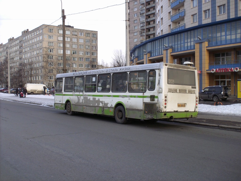 Sanktpēterburga, LiAZ-5256.26 № АВ 320 47