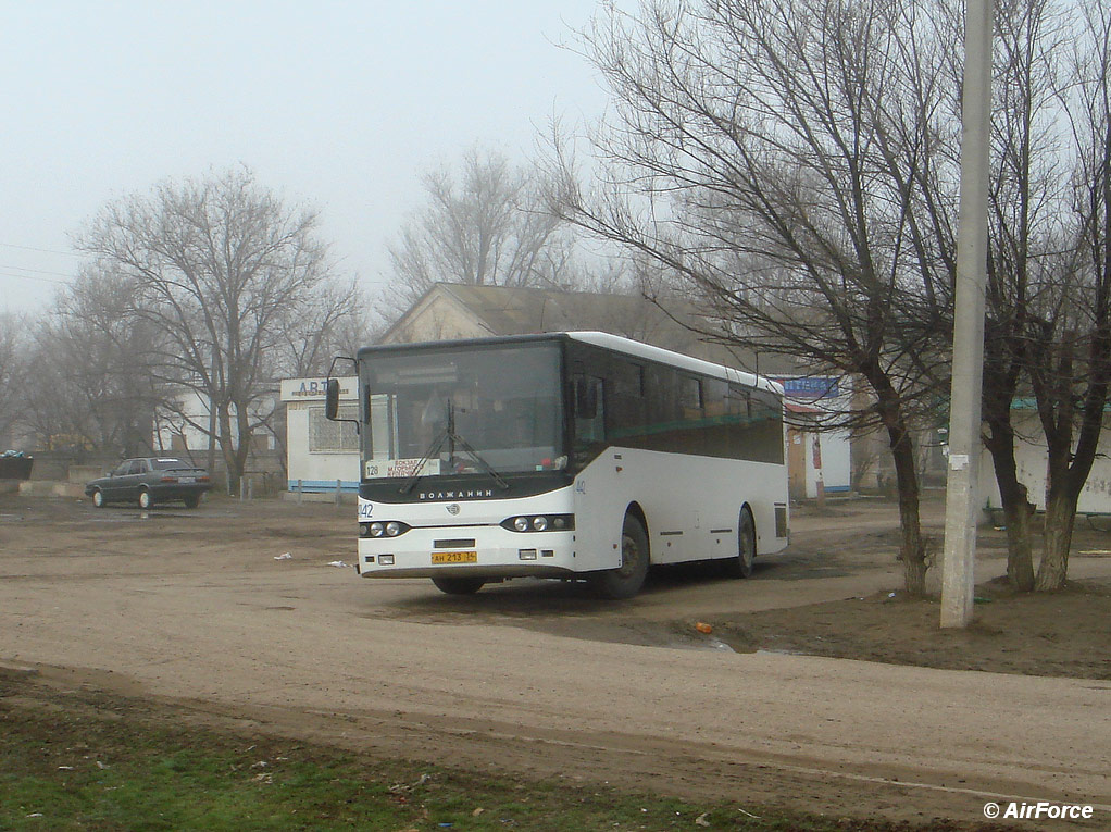 Волгоградская область, Волжанин-52701-10-06 № 4142