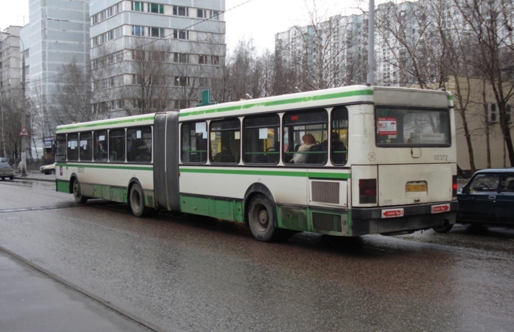 Москва, Ikarus 435.17 № 06372