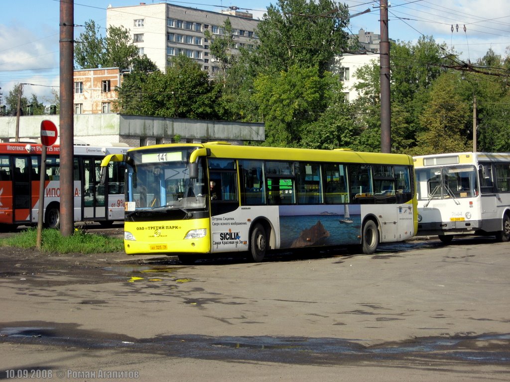 Санкт-Петербург, Golden Dragon XML6112UE № АХ 325 78