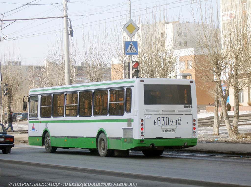 Тюменская область, ЛиАЗ-5256.26 № 180