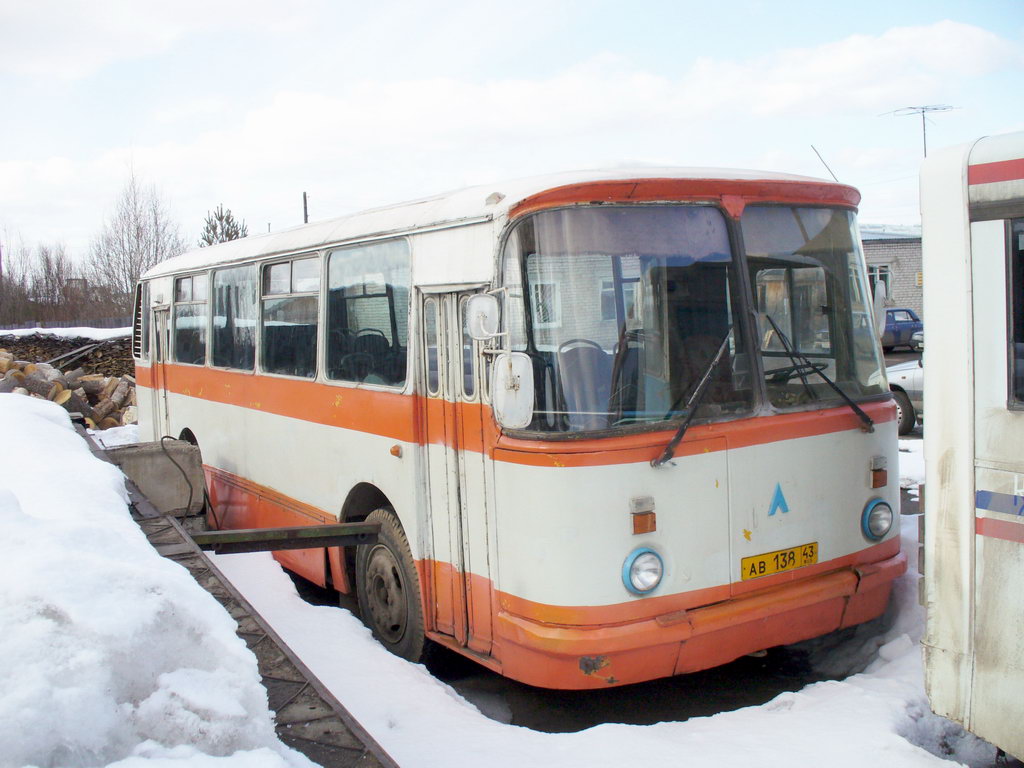 Кировская область, ЛАЗ-695Н № АВ 138 43