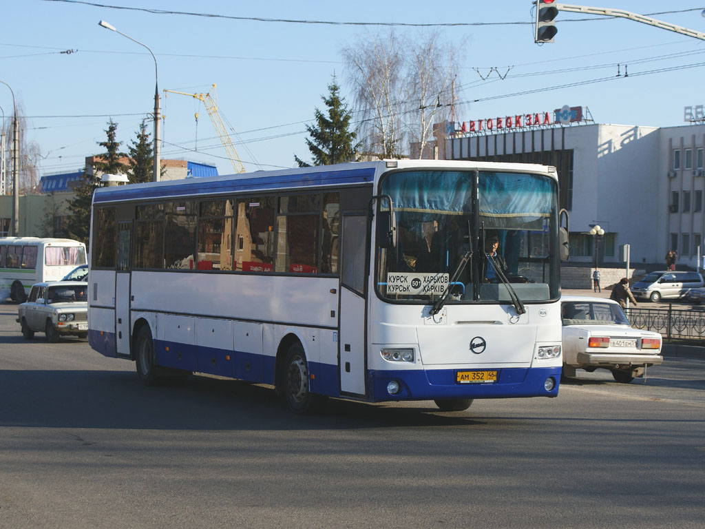 Курская область, ЛиАЗ-5256.23-01 (ГолАЗ) № АМ 352 46 — Фото — Автобусный  транспорт