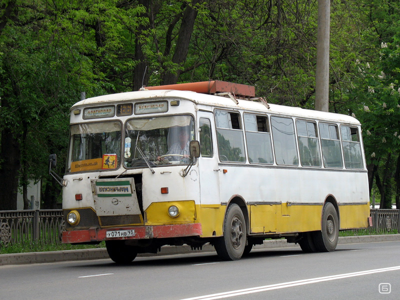 Краснодарский край, ЛиАЗ-677М № У 071 НВ 93