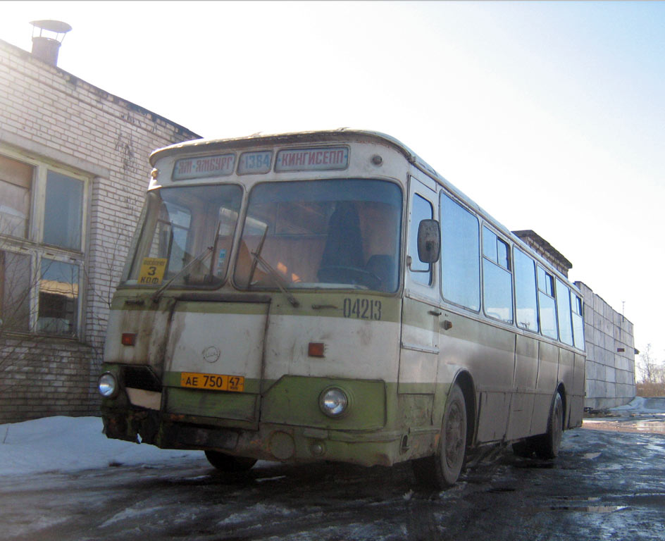 Leningrado sritis, LiAZ-677B Nr. 04213