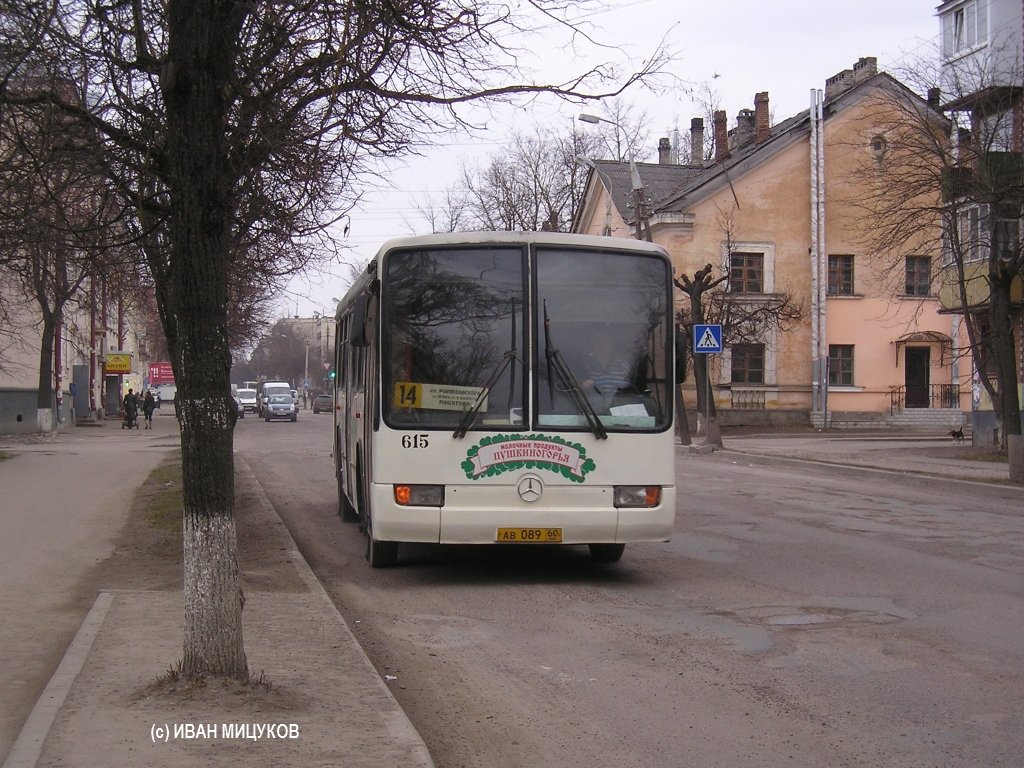 Псковская область, Mercedes-Benz O345 № 615
