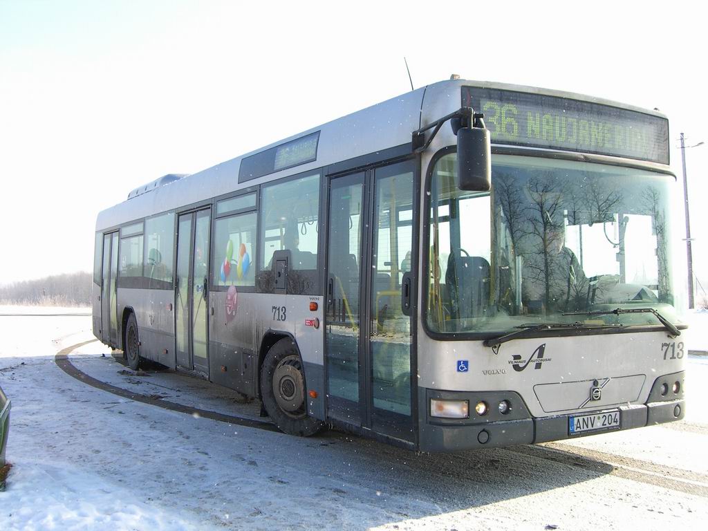 Литва, Volvo 7700 № 713