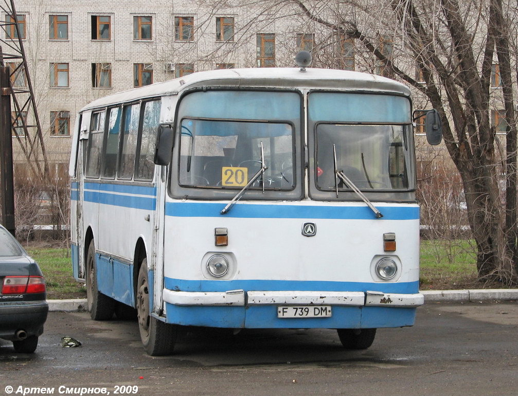 Восточно-Казахстанская область, ЛАЗ-695Н № F 739 DM