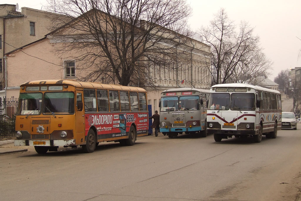 Нижегородская область, ЛиАЗ-677М № АН 633 52; Нижегородская область, ЛиАЗ-677М (БАРЗ) № АК 880 52