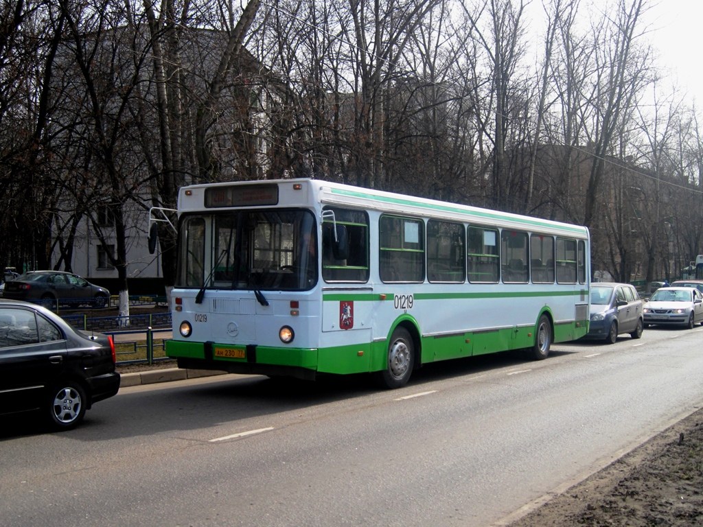 Moscow, LiAZ-5256.25 # 01219