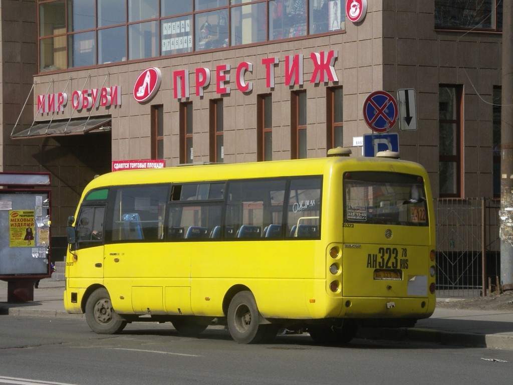 Санкт-Петербург, Golden Dragon XML6720C № АН 323 78