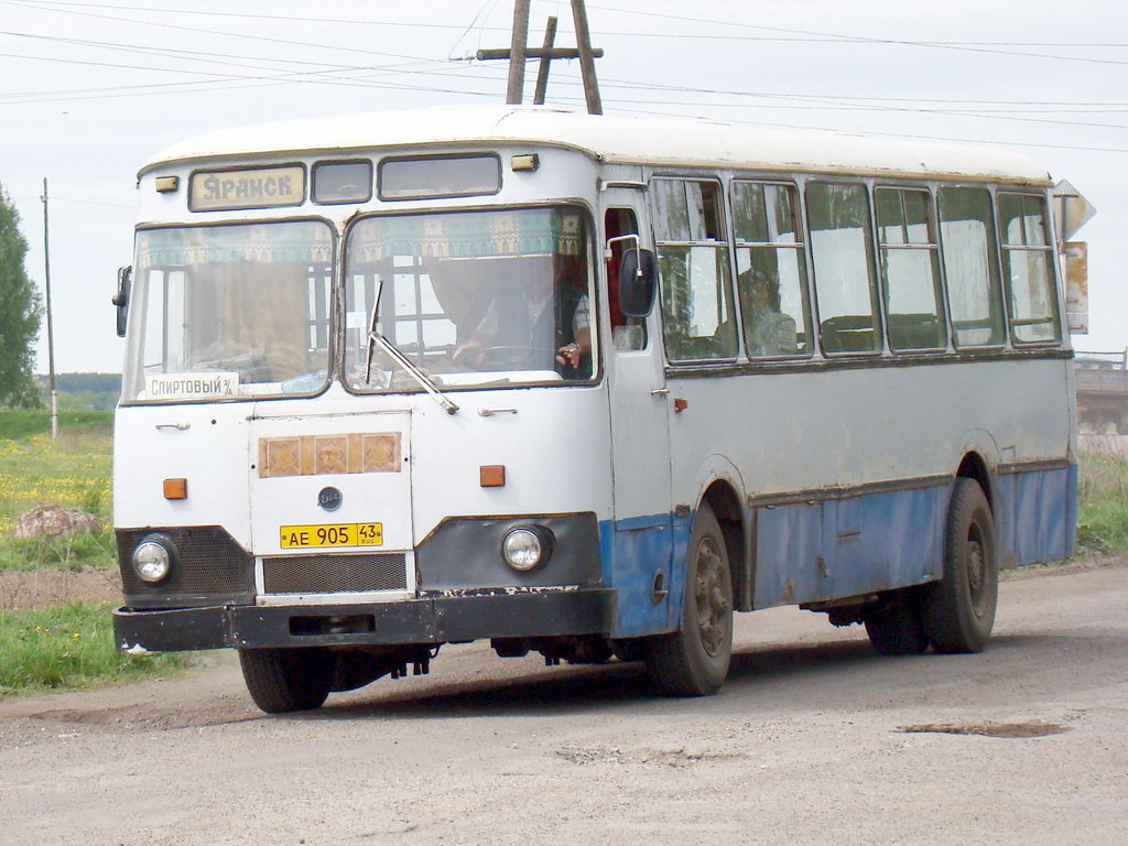 Кировская область, ЛиАЗ-677М № АЕ 905 43