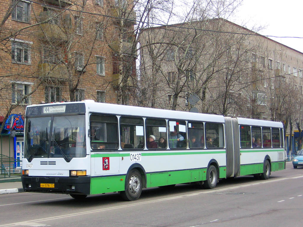 Москва, Ikarus 435.17 № 01437