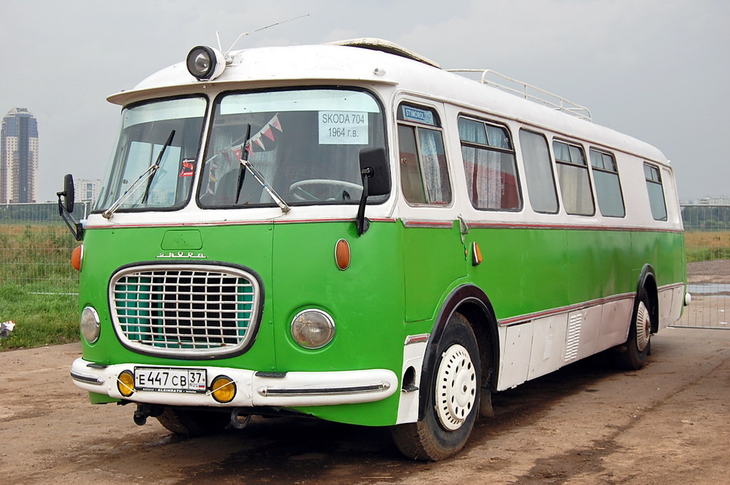 Ивановская область, Škoda 706 RTO № Е 447 СВ 37