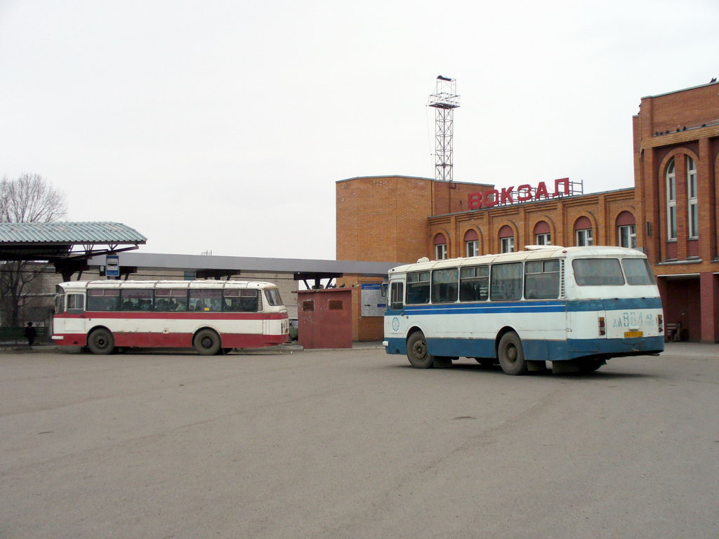 Kirovi terület, LAZ-695N sz.: АВ 718 43; Kirovi terület, LAZ-695N sz.: АА 864 43; Kirovi terület — Bus stations & terminals