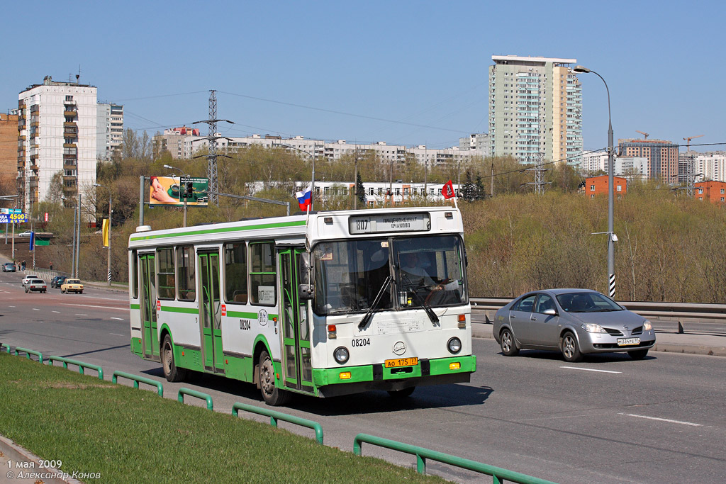 Москва, ЛиАЗ-5256.25 № 08204