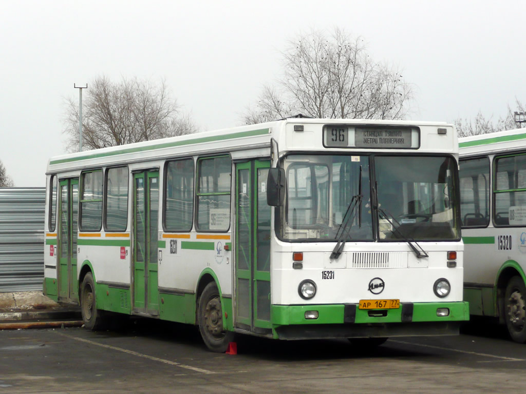 Moskva, LiAZ-5256.25 č. 15231