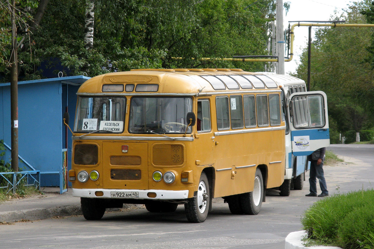 Kaluga region, PAZ-672 Nr. Н 922 АМ 40 — Foto — Busverkehr