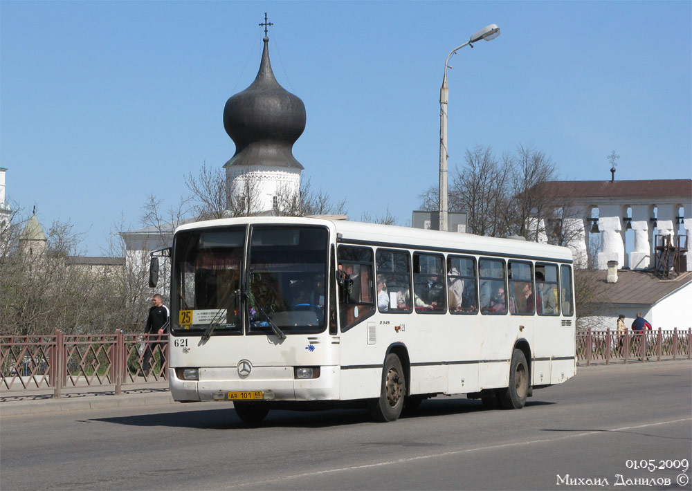 Псковская область, Mercedes-Benz O345 № 621