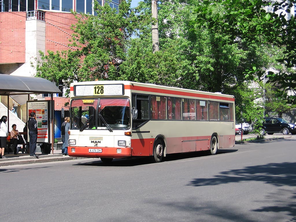 Алматы, MAN 791 SL202 № A 676 DH