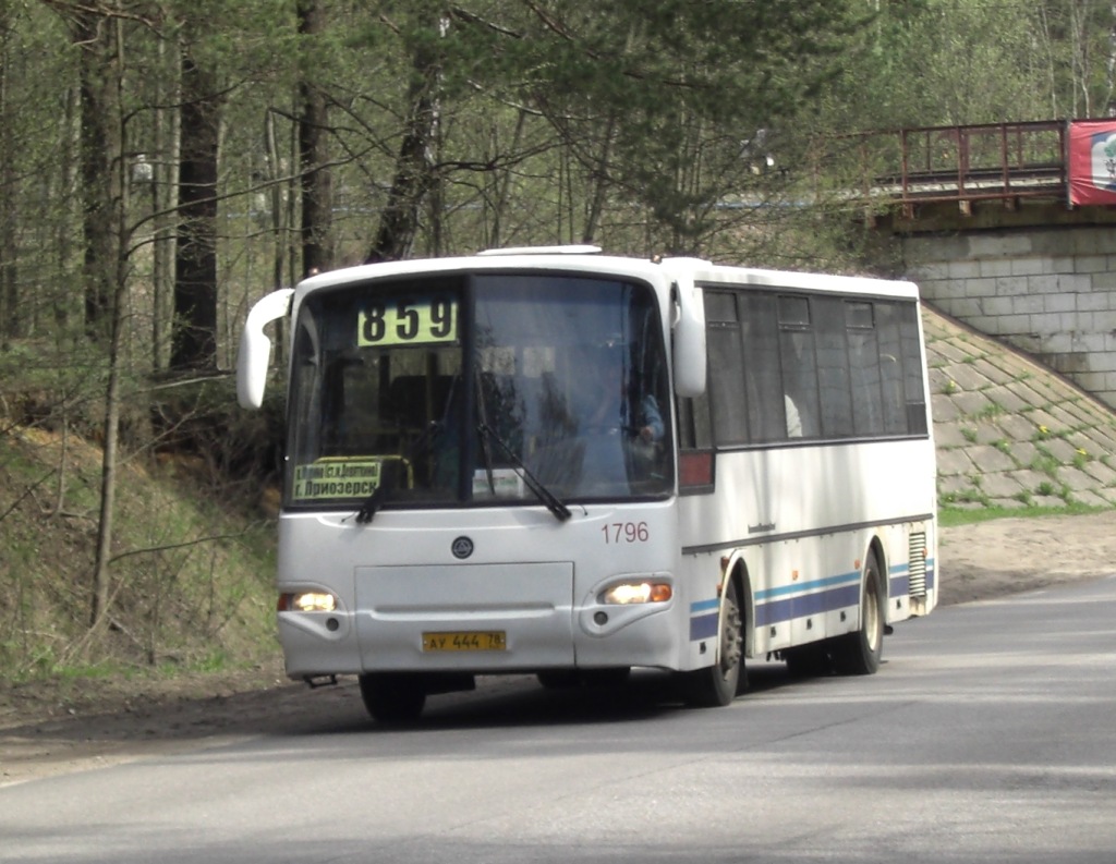 Санкт-Петербург, КАвЗ-4238-00 № 1796