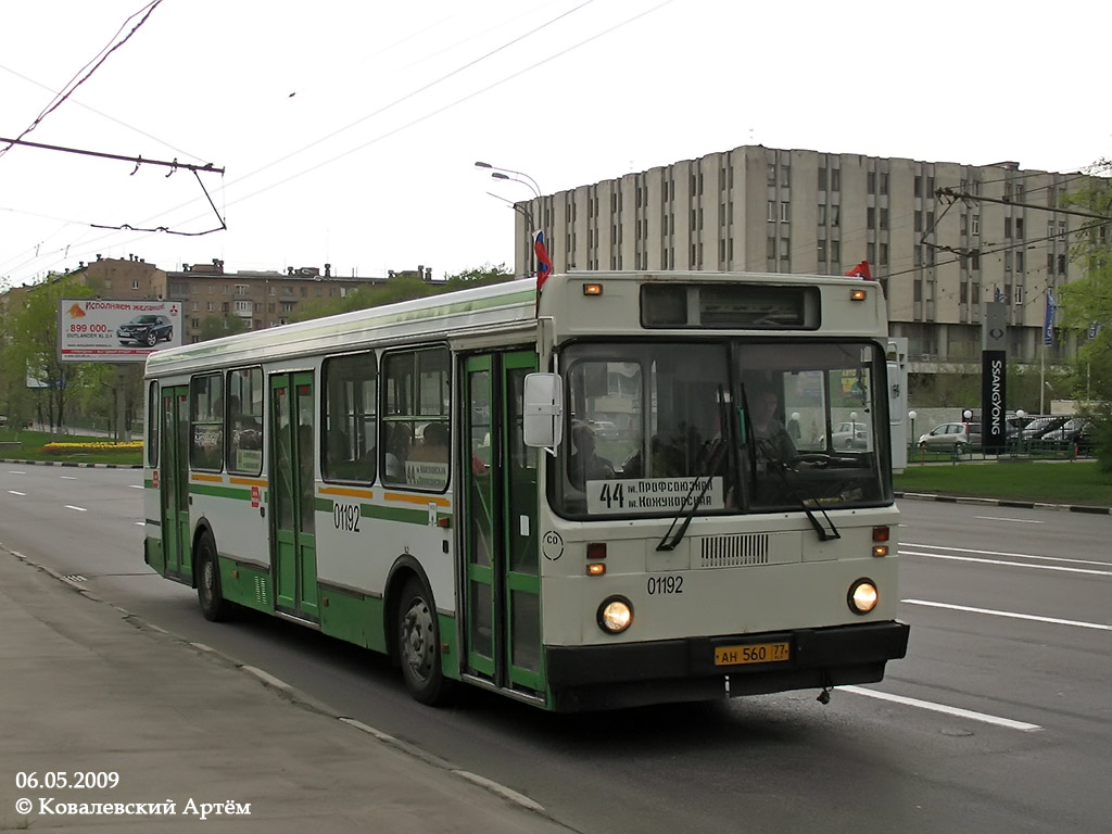 Москва, ЛиАЗ-5256.25 № 01192