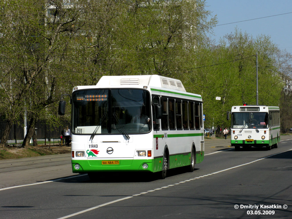 Москва, ЛиАЗ-5293.70 № 11443; Москва, ЛиАЗ-5256.25 № 07238