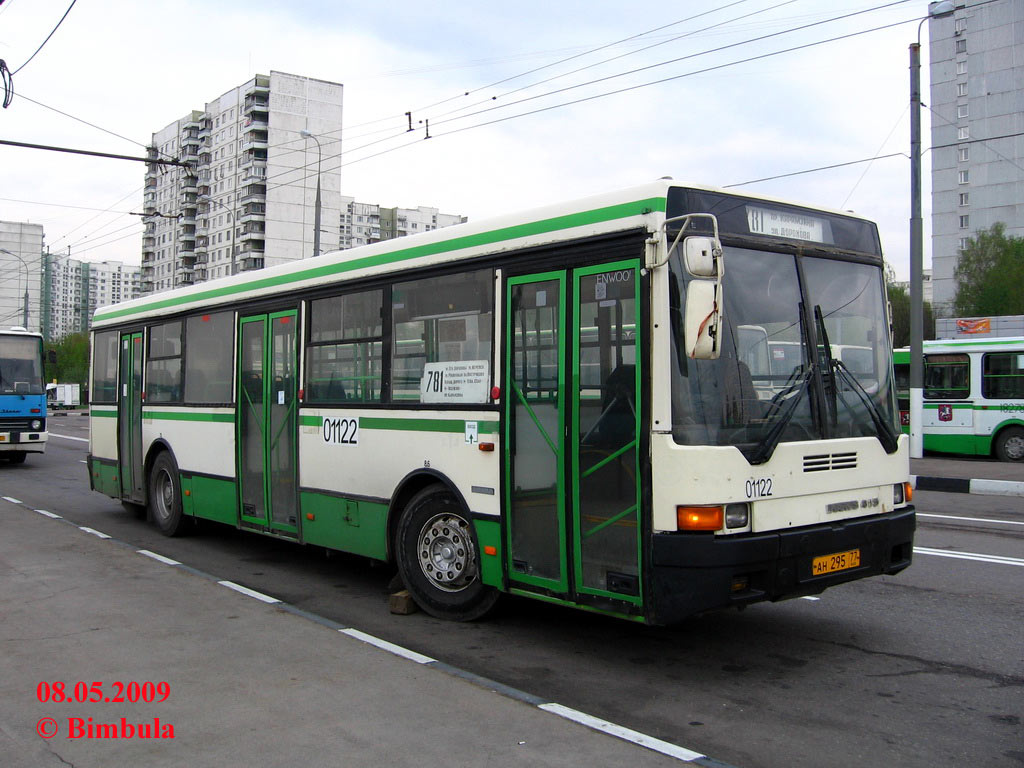 Москва, Ikarus 415.33 № 01122