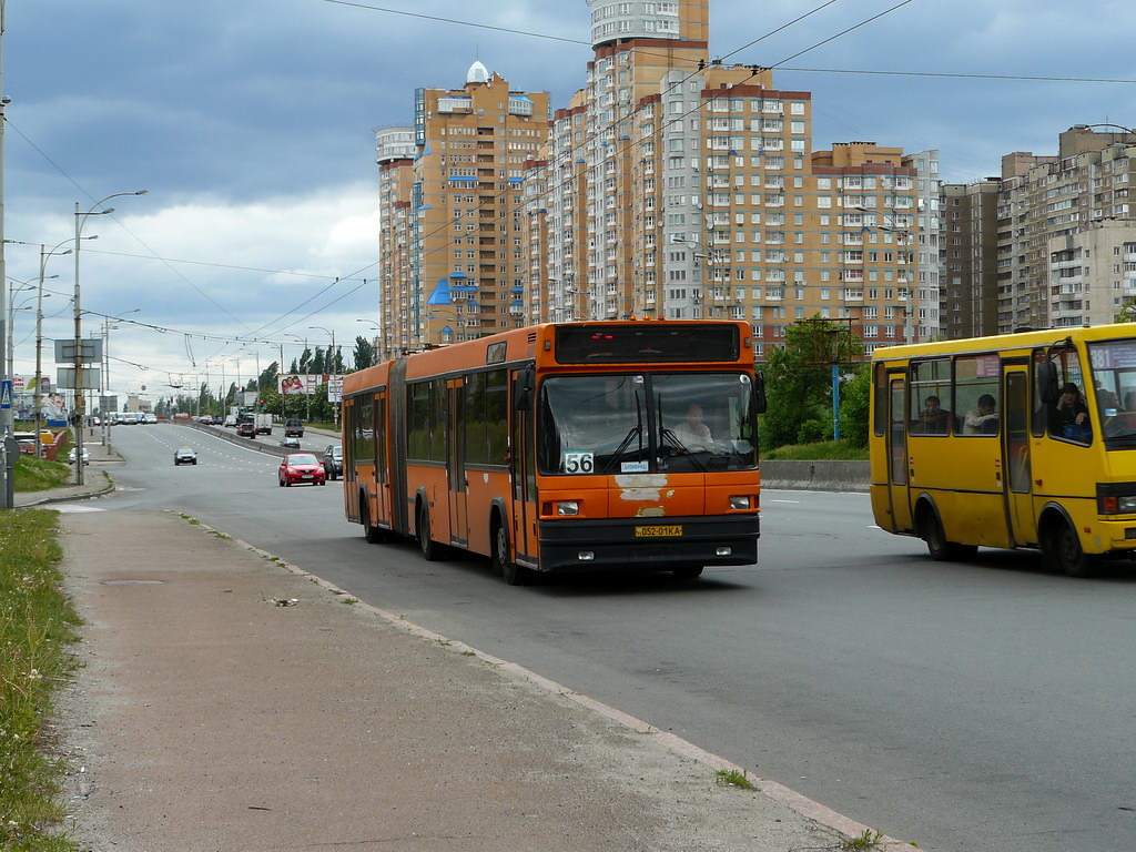Kijeva, MAZ-105.060 № 4127