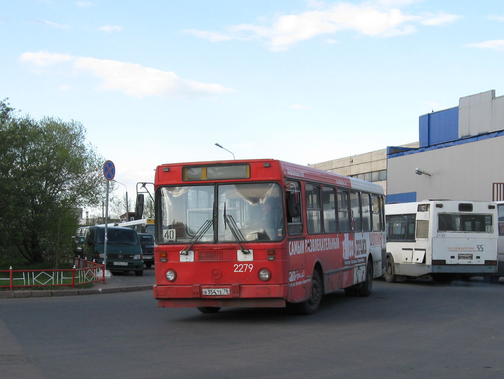 Sanktpēterburga, LiAZ-5256.25 № 2279