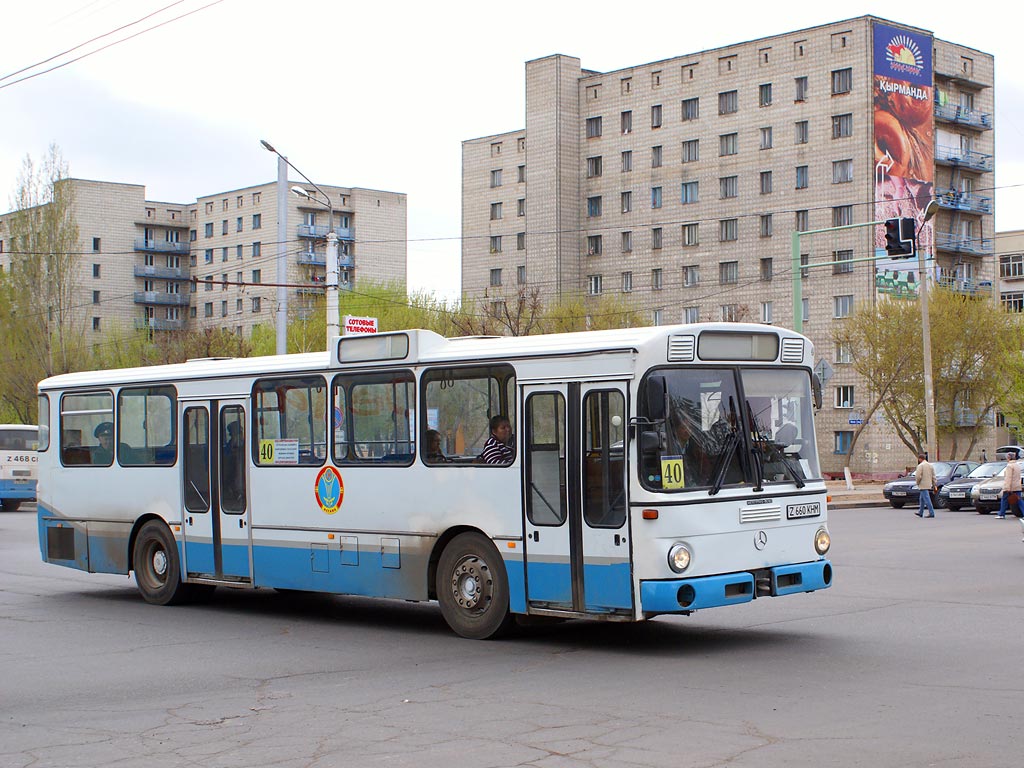 Астана, Mercedes-Benz O305 № Z 660 KHM