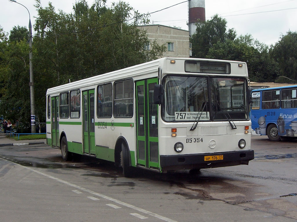 Moscow, LiAZ-5256 # 05354