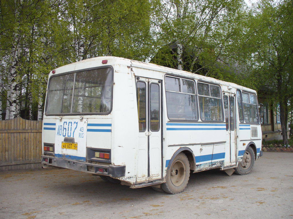 Кировская область, ПАЗ-3205 (00) № АВ 607 43