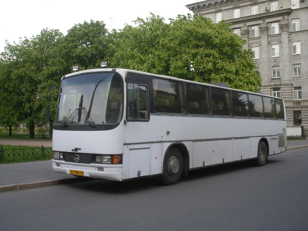 Санкт-Петербург, Delta Express № АТ 128 78