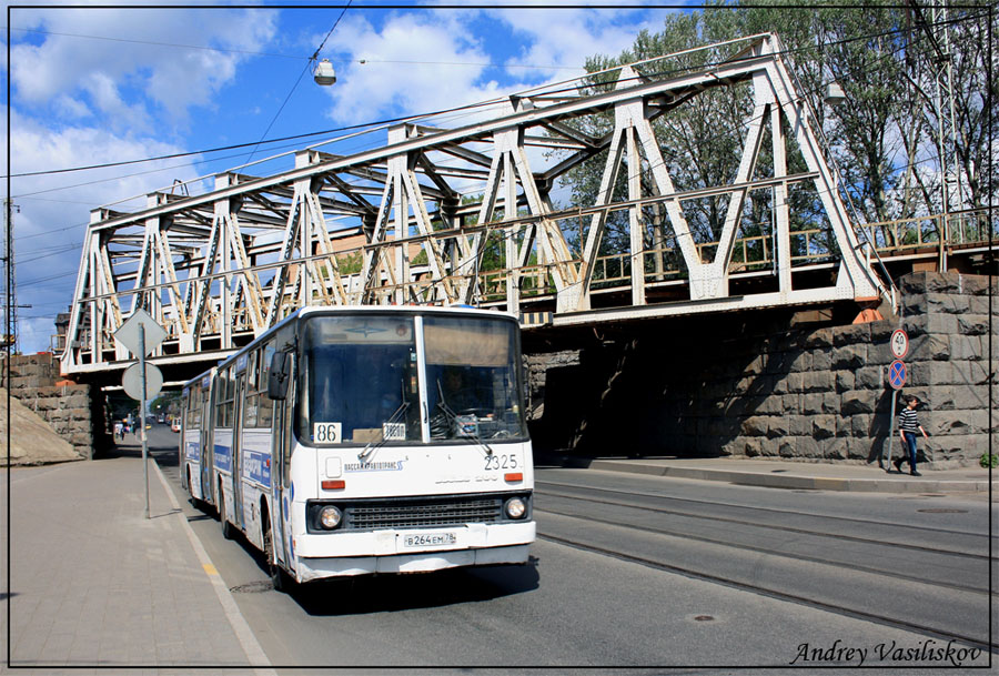 Saint Petersburg, Ikarus 280.33O # 2325