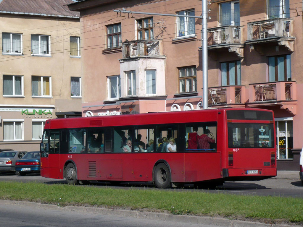 Литва, Van Hool A300 № 682