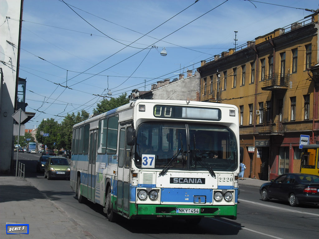 Литва, Scania CR112 № 220