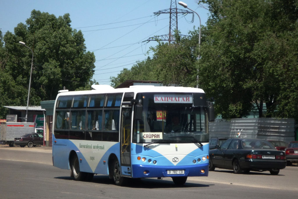 Алматинская область, YouYi ZGT6760CU № B 782 CB