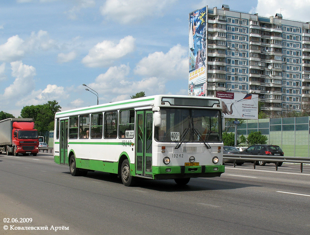 Москва, ЛиАЗ-5256.25-11 № 19242