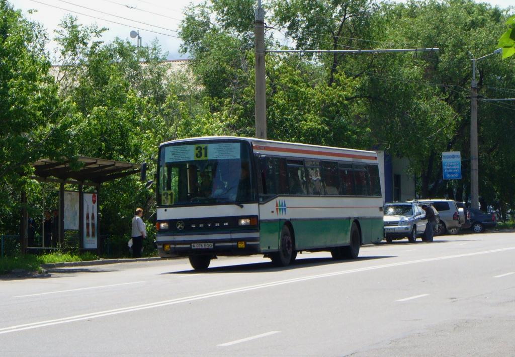 Алматы, Setra S215SL № A 076 EOO