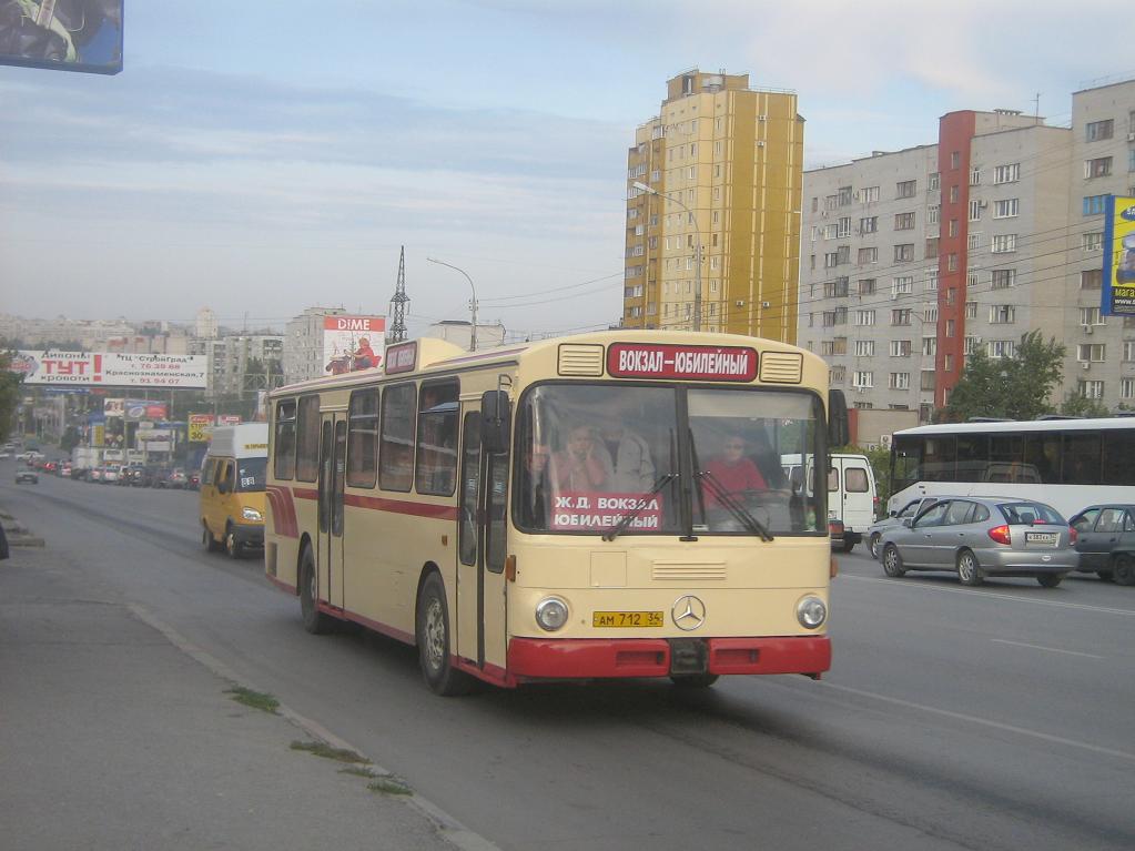 Волгоградская область, Mercedes-Benz O305 № АМ 712 34