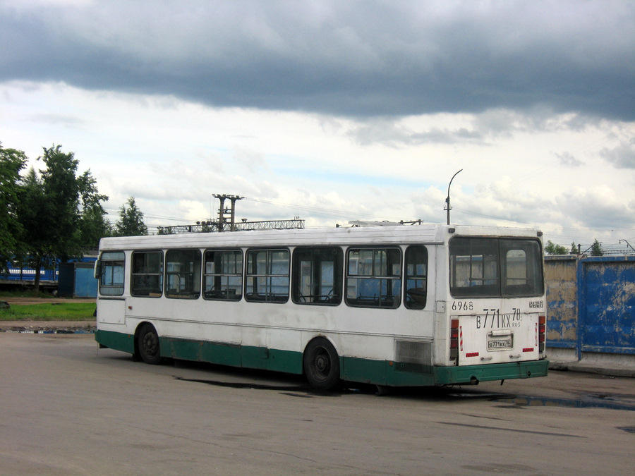 Sanktpēterburga, LiAZ-5256.25 № 6968