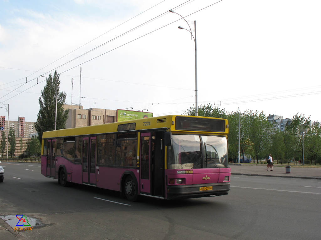 Киев, МАЗ-103.061 № 7221