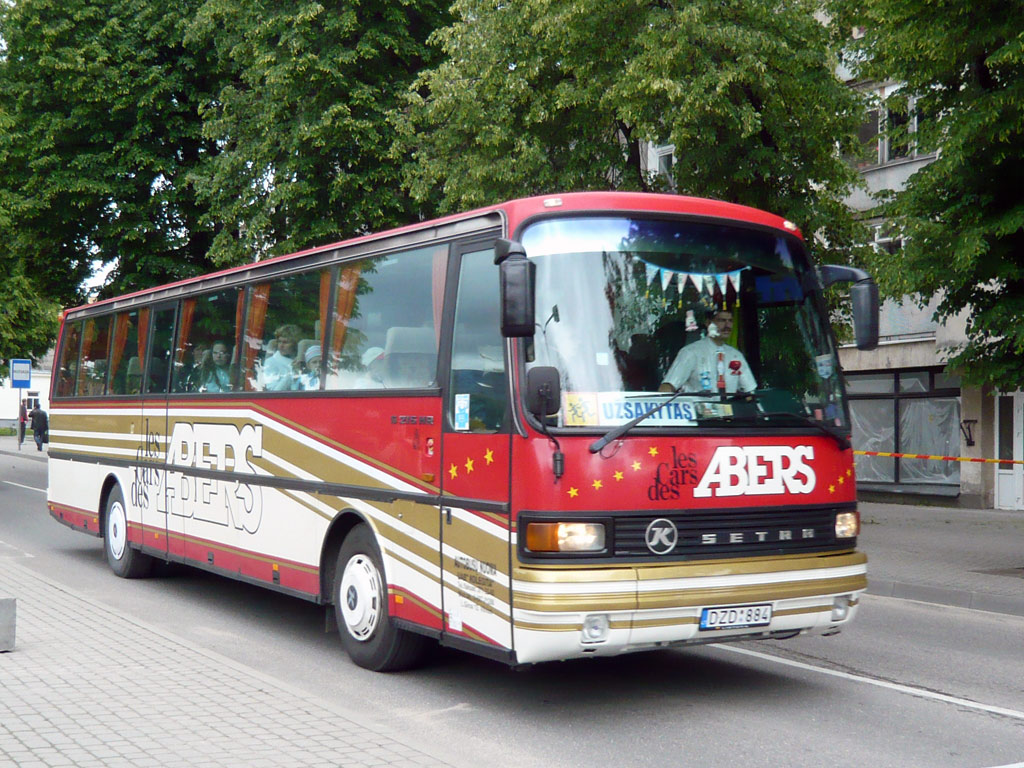 Λιθουανία, Setra S215HR-GT # DZD 884