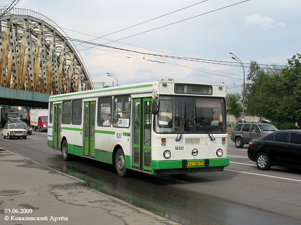 Москва, ЛиАЗ-5256.25 № 16352