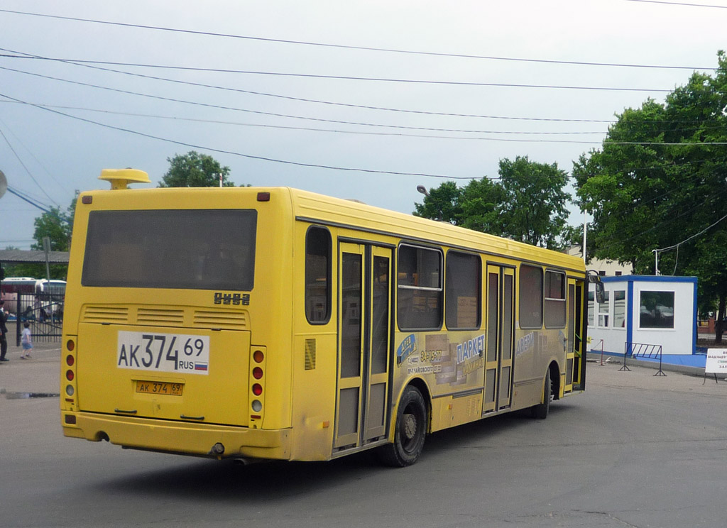 Тверская область, ЛиАЗ-5256.35 № АК 374 69